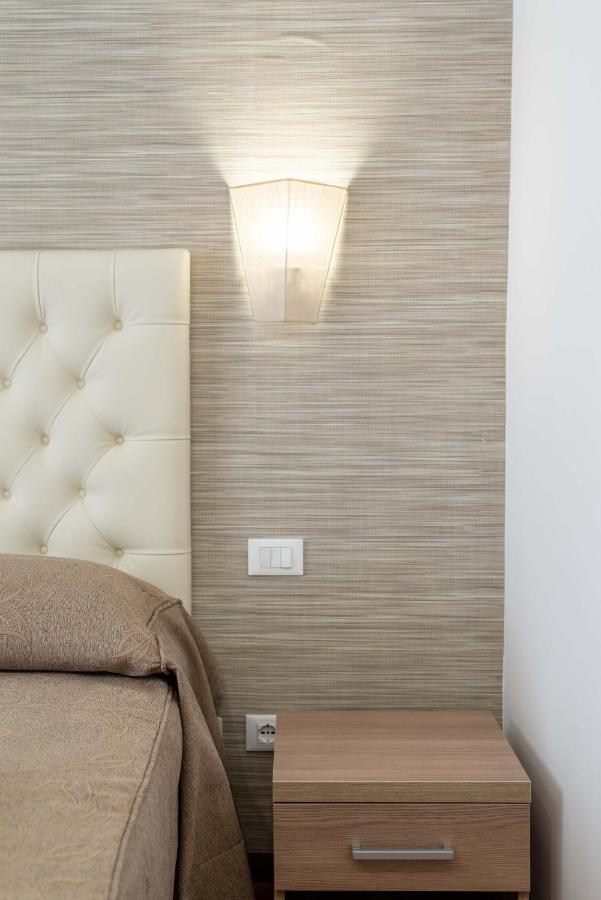 Cheri Luxury Suite Roma Ngoại thất bức ảnh